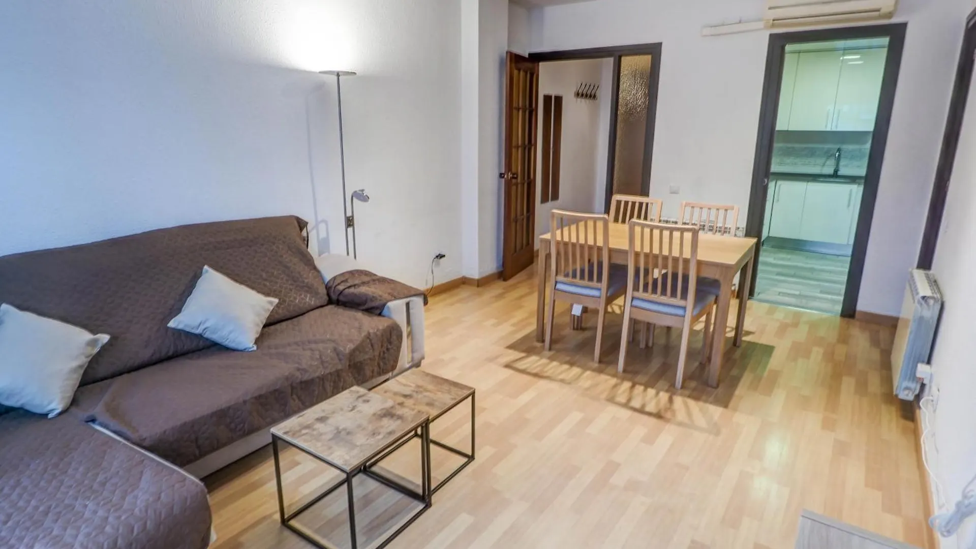 Bambino Apartment By Hello Homes سيدجيس إسبانيا